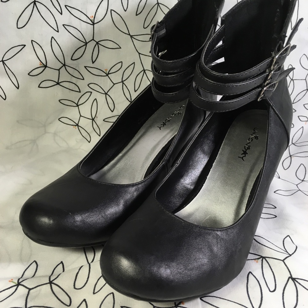 UnionBay Mary Jane Heels